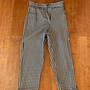 Black and white checkered Topshop capri pants